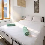 T2 Cosy Avec Terrasse Privee A Апартаменты